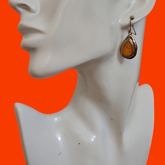 KENNETH COLE Teardrop Dangle Hook Earrings - Picture 1 of 4